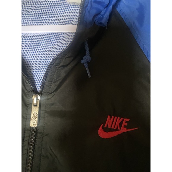 Vintage Nike Windbreaker Full Zip Jacket XL - Red, Blue, & Black-Gray Tag - Picture 2 of 4